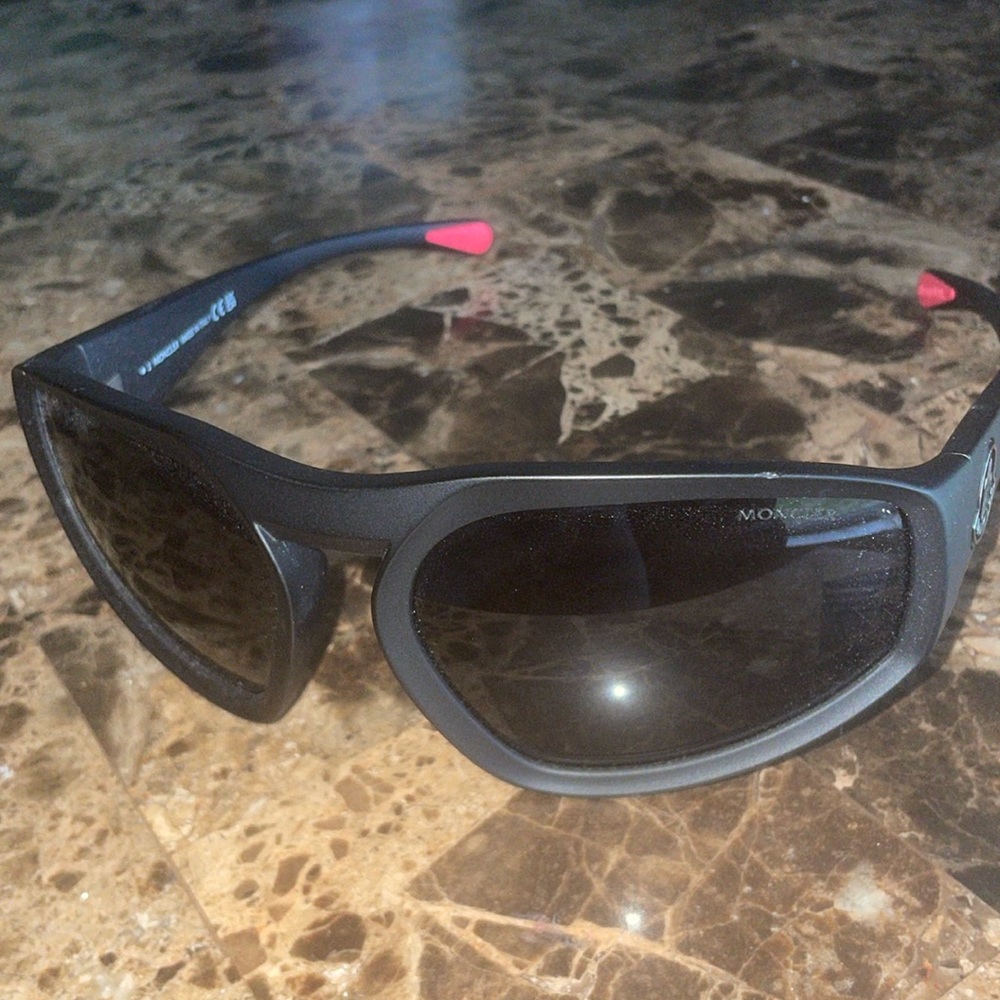 Moncler Pentagra Glasses